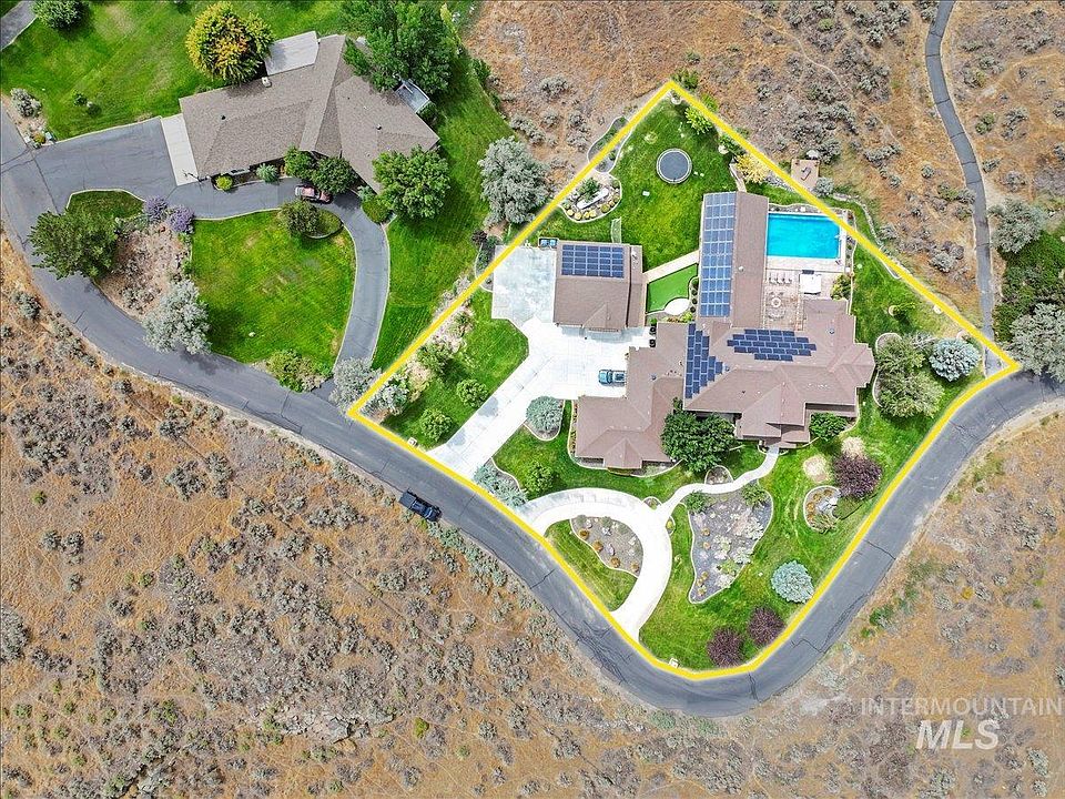 1st image of 3365 Willow Way