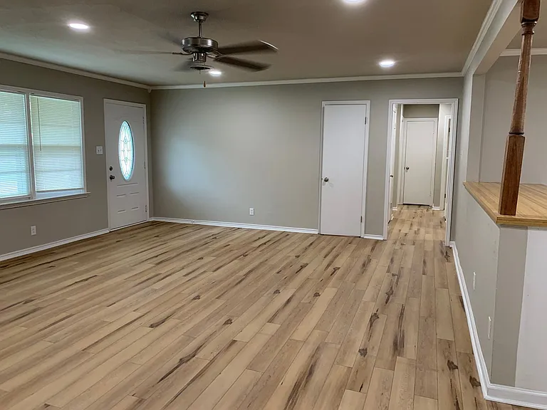 125 Bowie St — Photo 3