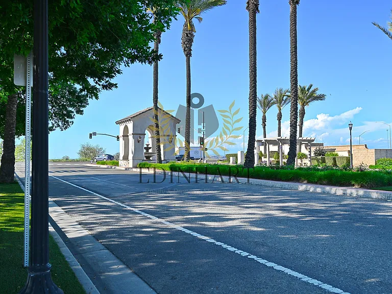 1439 E Via Albero Dr — Photo 39