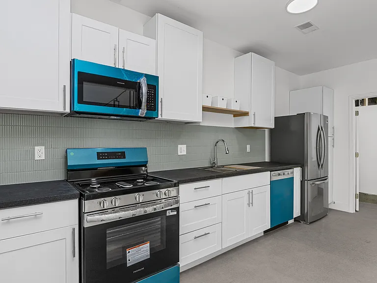4641 15th St #1B — Photo 32