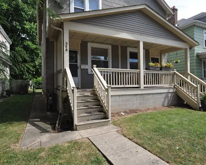 388 Hanford St — Photo 1