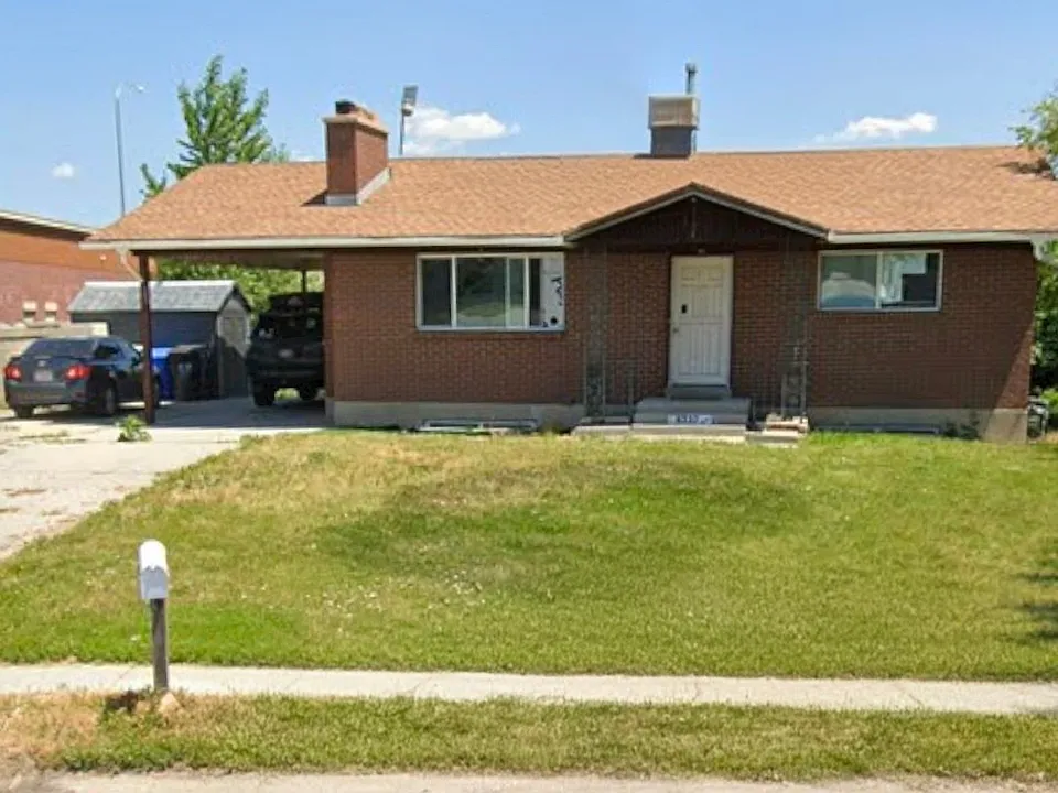 6337 S Dixie Dr #BASEMENT