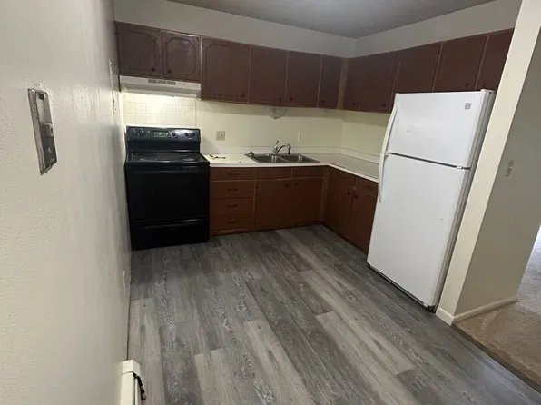 3727 University Ave #6, Des Moines, IA 50311