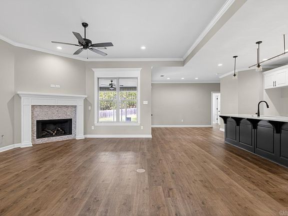 2nd image of 9880 Willow Brook Dr