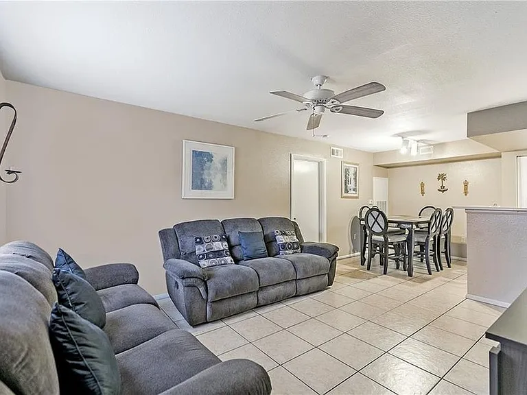 3024 Parkway Blvd #107 — Photo 2