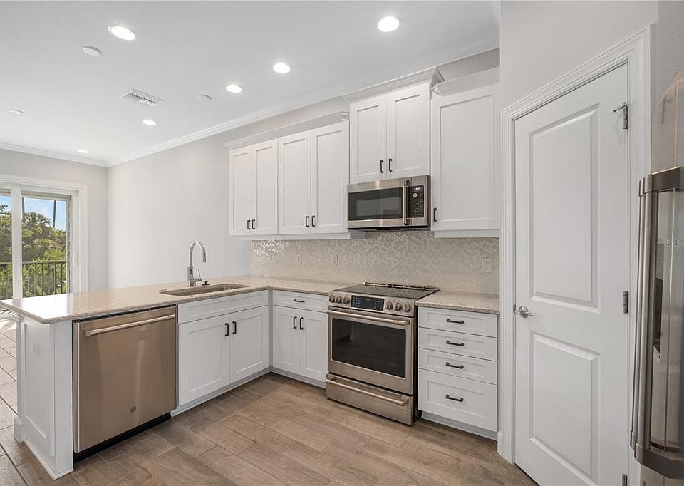 1st image of 4055 Rocky Shores Dr #4055