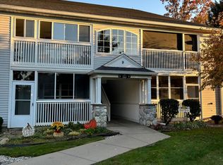 12331 Saint Andrews Way, Fenton, MI 48430