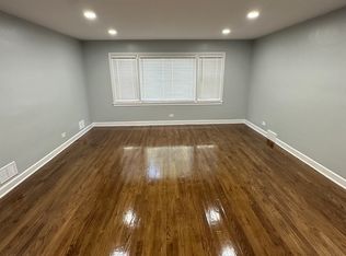 8232 Keating Ave #1, Skokie, IL 60076