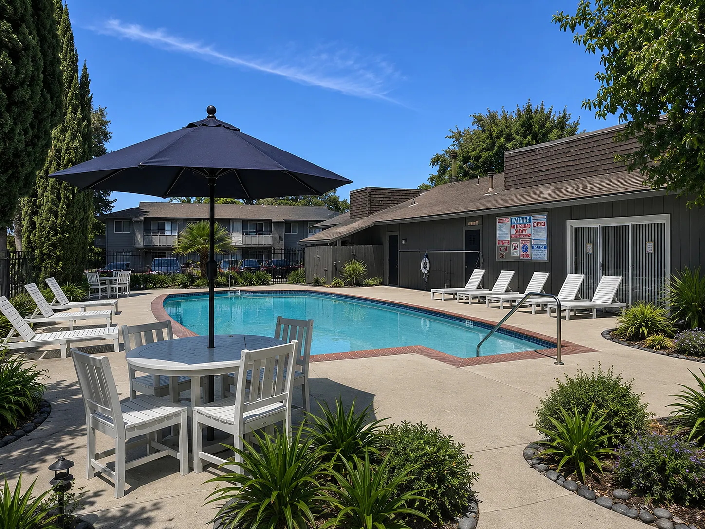 Oakwood Village Apartments — Photo 2