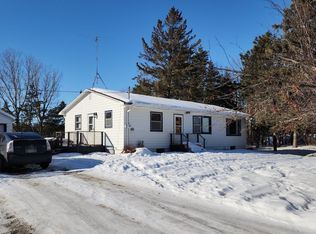 806 E Lake Victoria Rd SE, Alexandria, MN 56308