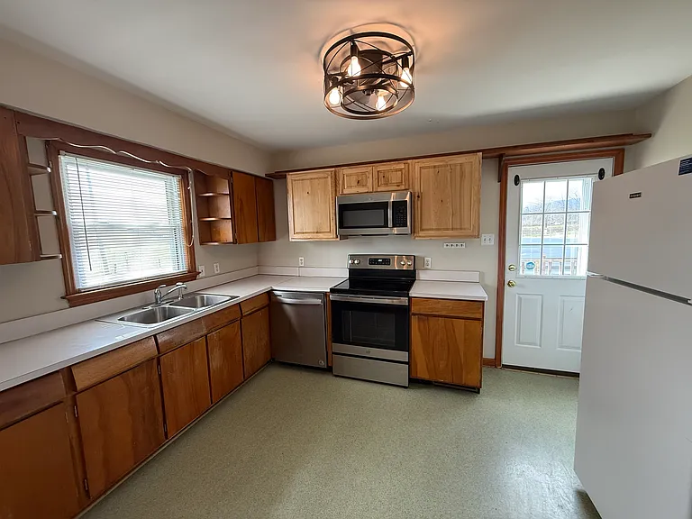 5231 John Marshall Hwy — Photo 9