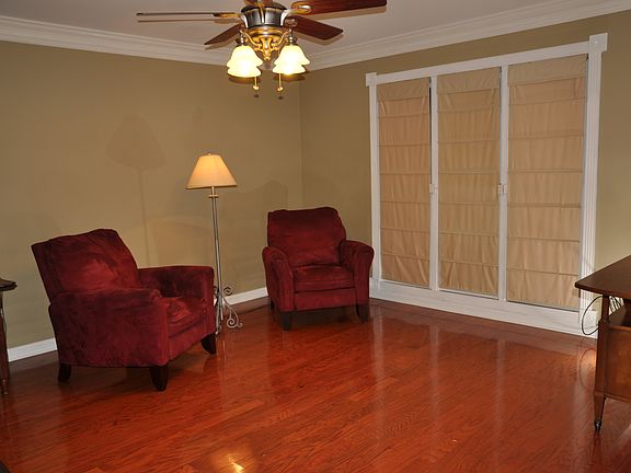 4th image of 2168 Prestwick Dr