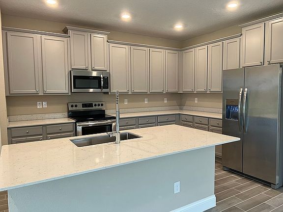 5th image of 4217 Acoma Dr