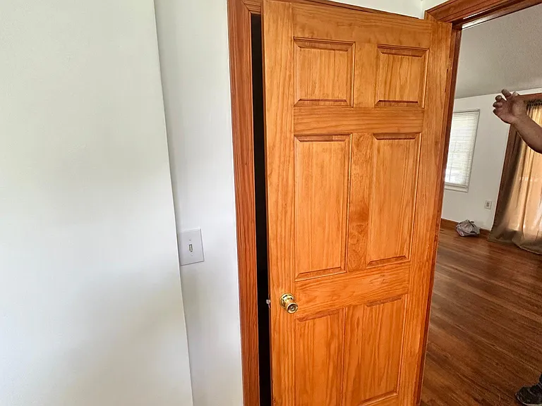 312 W Williamson St — Photo 2