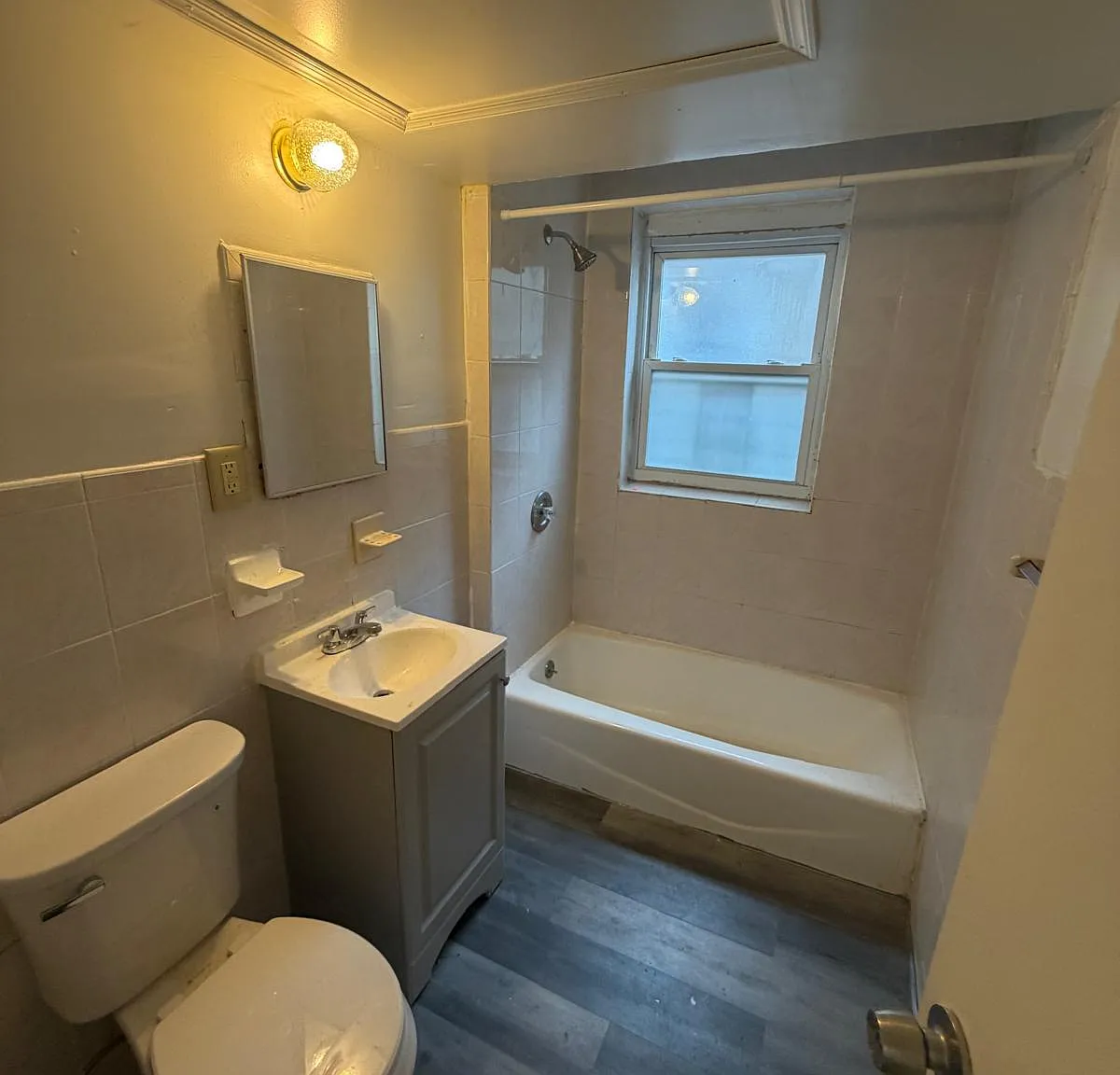 3 bed, $1,900 — Photo 4