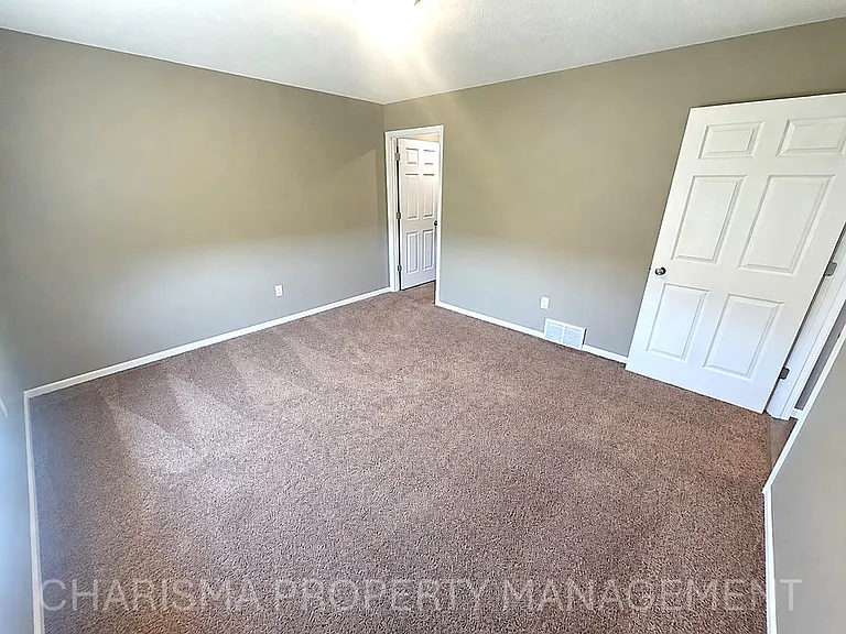 KIP Properties — Photo 15