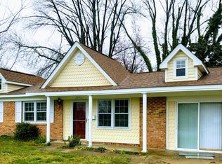 3776 S Plaza Trl, Virginia Beach, VA 23452
