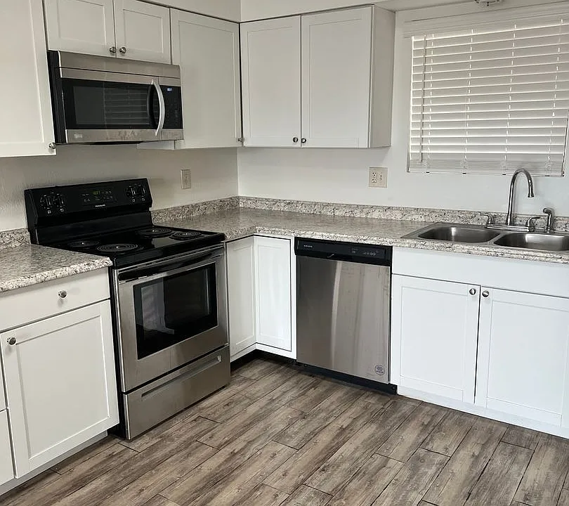 349 E Calle Arizona #3