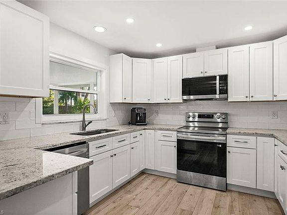 4th image of 8324 Lagoon RD