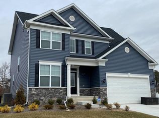 722 N Channel Dr, Glen Burnie, MD 21060