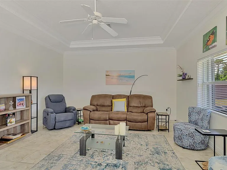 900 Park Place Dr — Photo 41