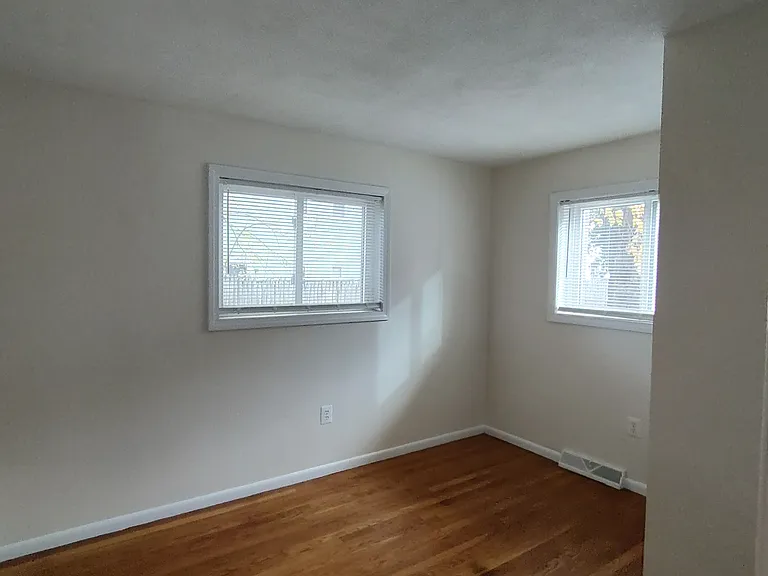 37 Oxford Cir #37A — Photo 8