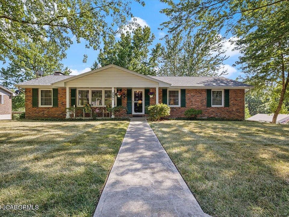 1st image of 2551 Orchard Ln