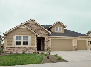 10143 W Purple Ash Dr, Star, ID 83669