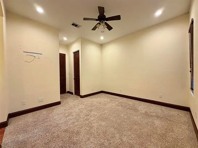 12410 Keith Rd — Photo 37