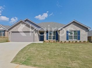 783 Park Ln, Prattville, AL 36067