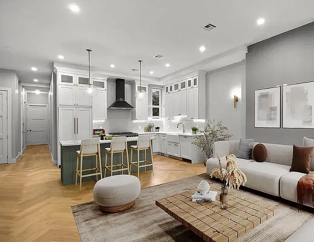 1001 Lorimer Street — Photo 3