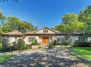 79 Duncan Dr, Greenwich, CT 06831