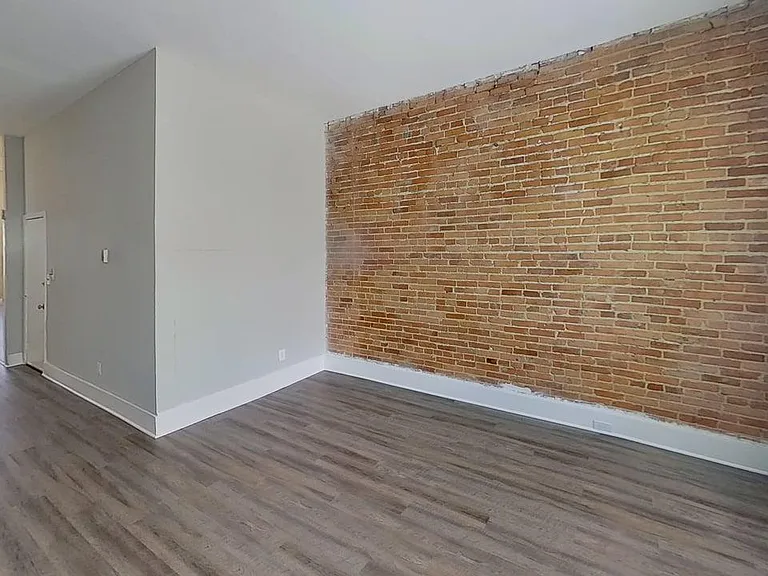 Mount Vernon Apartments — Photo 20