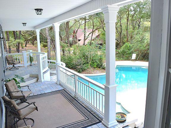 5th image of 2518 Edgewater Dr