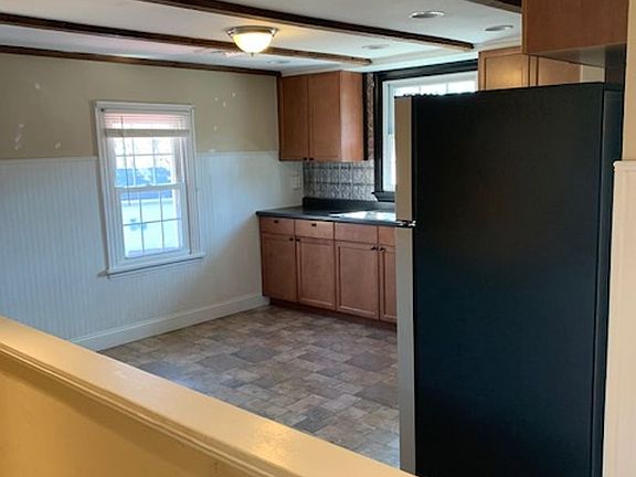 5th image of 1193 Main St Floor 2
