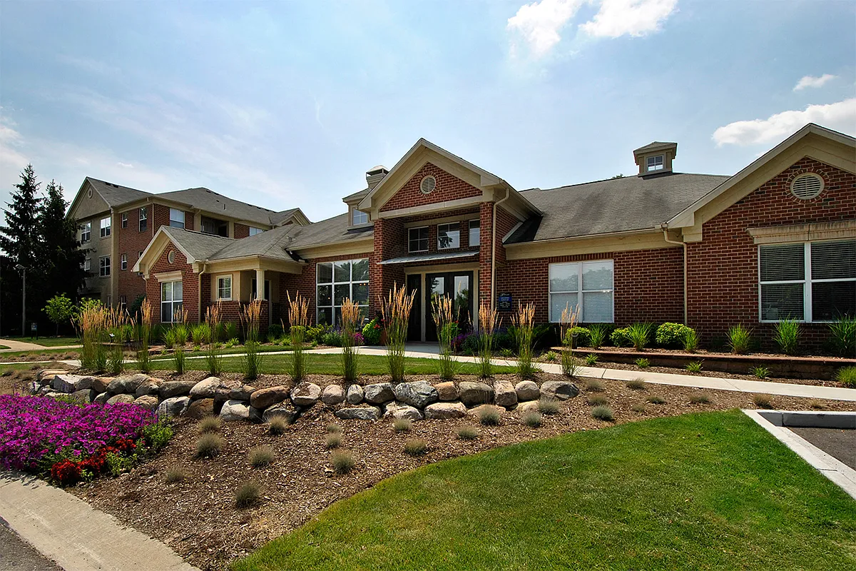 Fairlane Town Center Apartment Homes — Photo 1