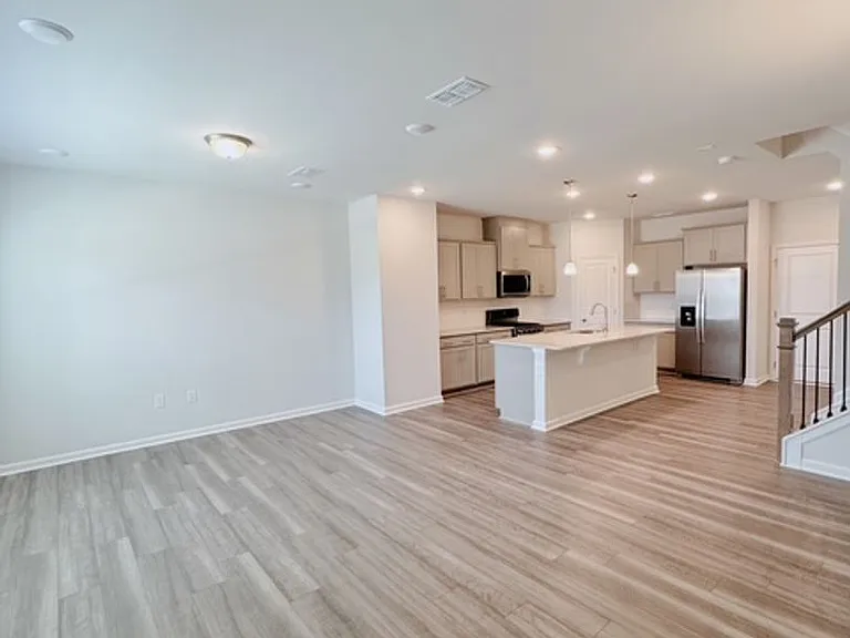 327 Fosterton Cottage Way — Photo 3
