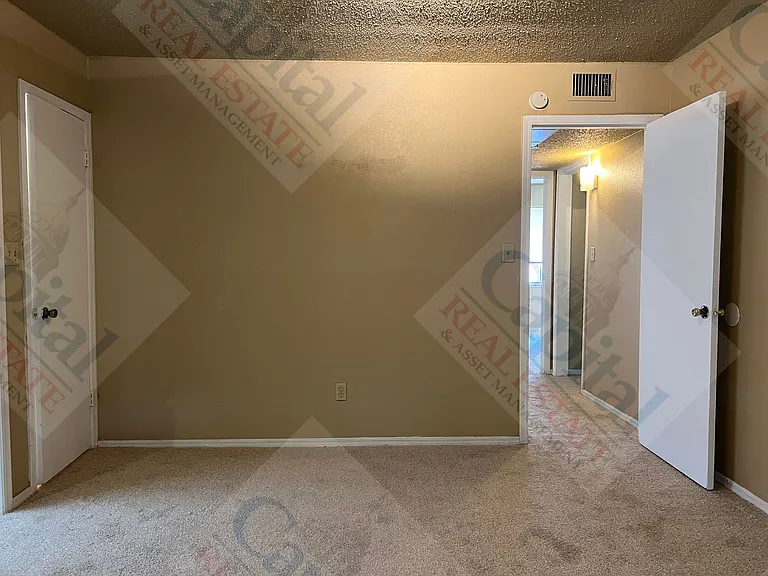 1715 E Lindsey St #2 — Photo 26