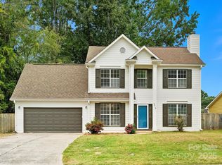 5010 Poplar Glen Dr, Matthews, NC 28104
