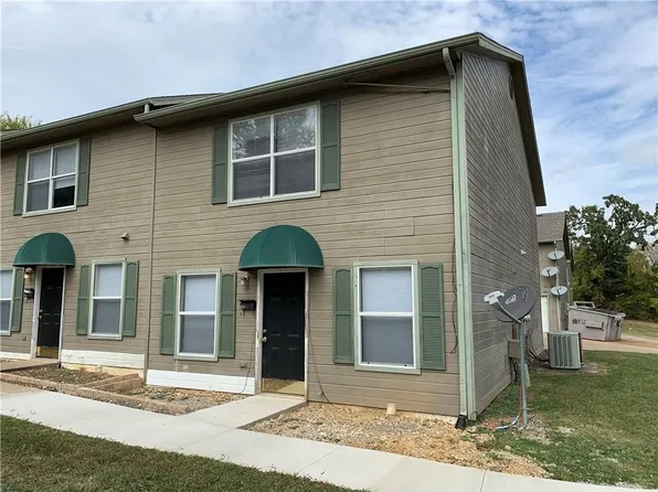 950-956 W Eagle St #&-825-831, Fayetteville, AR 72701