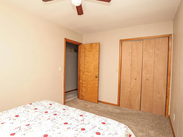 1024 N Jefferson St #A — Photo 15
