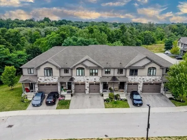 50 Bute St #10, North Dumfries, ON N0B 1E0
