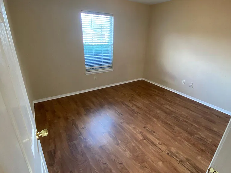 1347 S Camellia Ln — Photo 13