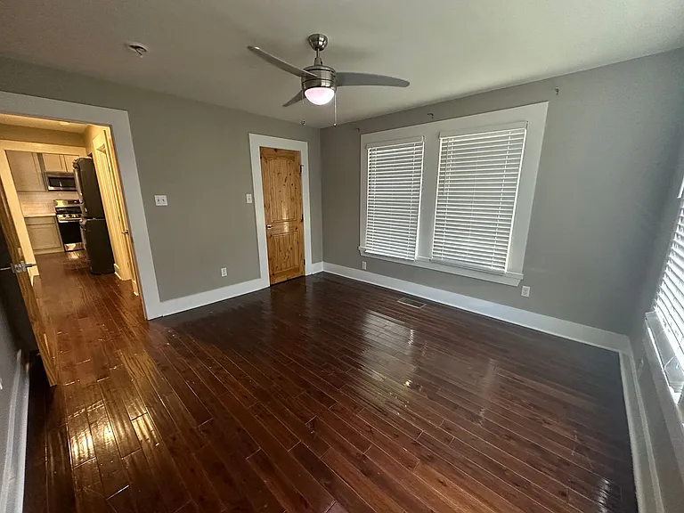 224 E Prospect St — Photo 9