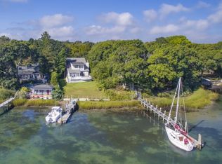 950 Strohson Rd, Cutchogue, NY 11935