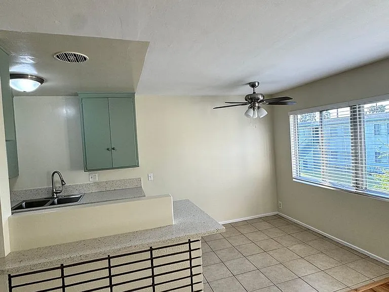 6280 Cherry Ave #12 — Photo 11