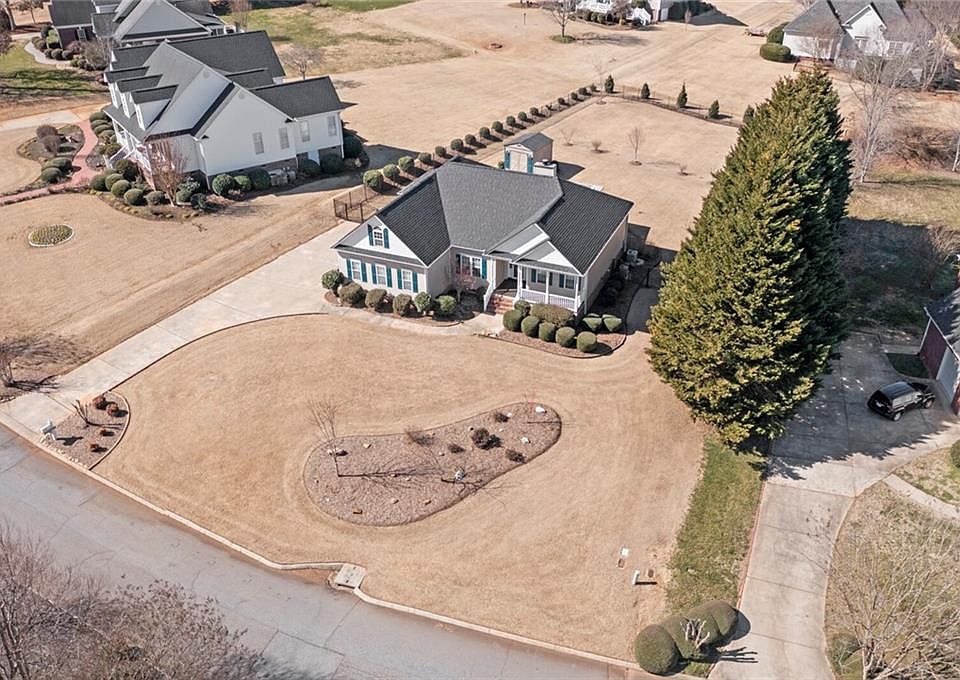 114 Warren Dr, Easley, SC 29640 Zillow