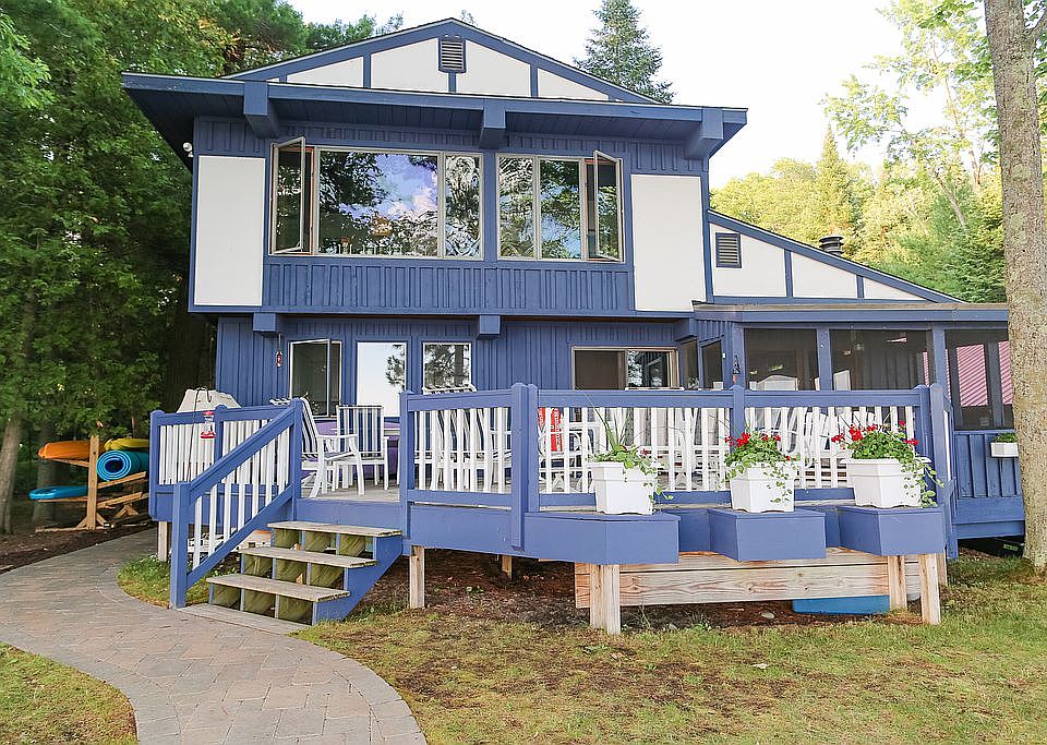 1st image of 335 Clare Blvd