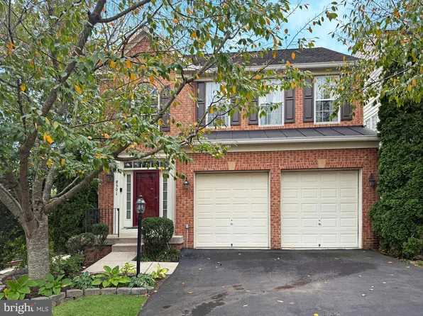 8501 Barrow Furnace Ln, Lorton, VA 22079