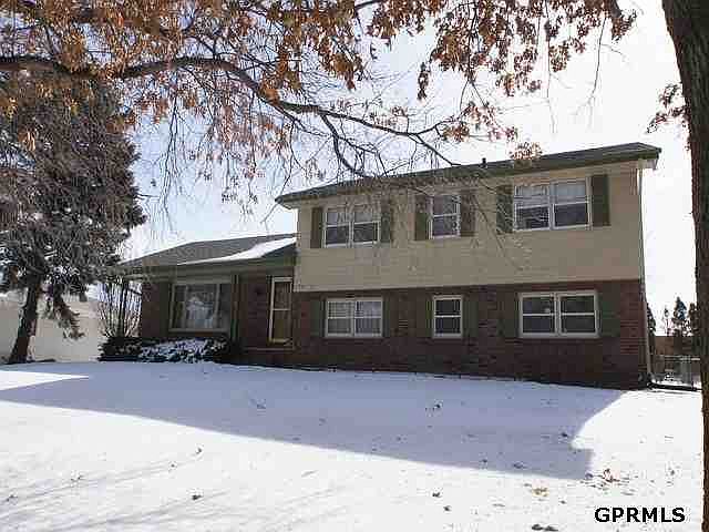 1st image of 3427 S 112th St